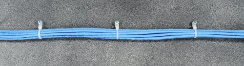 Стандартната кабелна замазка Pro Равенство B15SDSM500 с 15-Инчов Винтовым монтиране, UV-черен Найлон, 500 бр. в